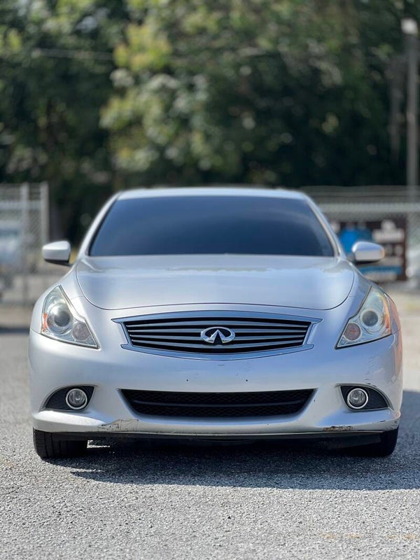 2013 Infiniti G37