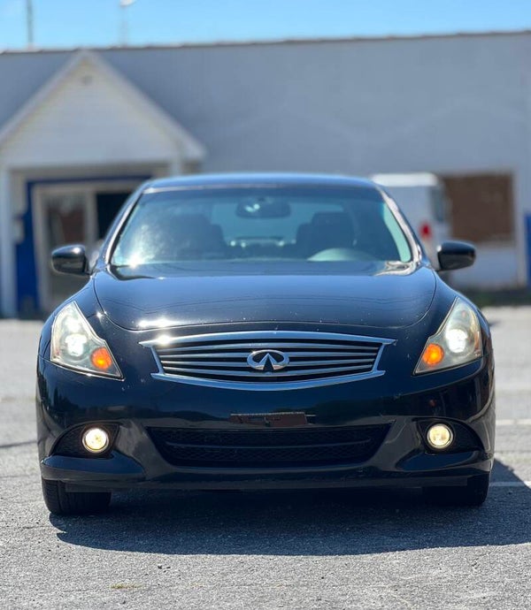 2011 Infiniti G37