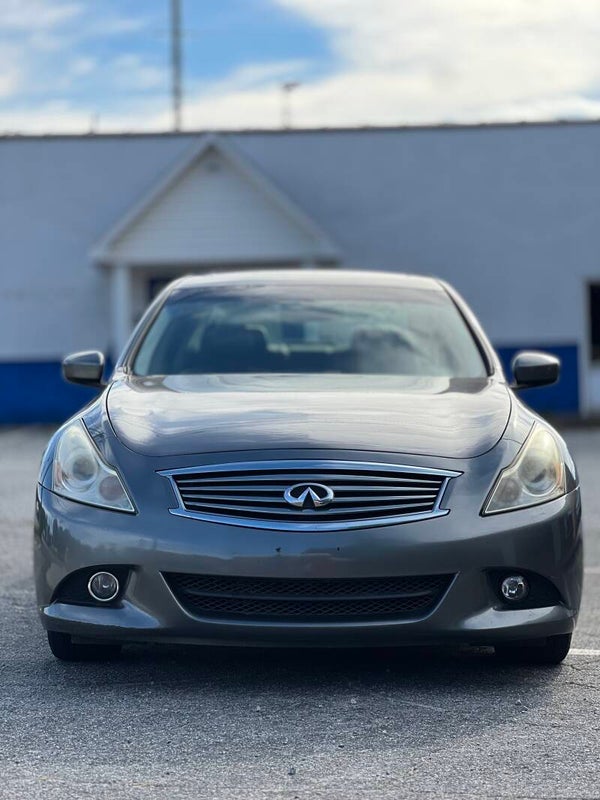 2013 Infiniti G37