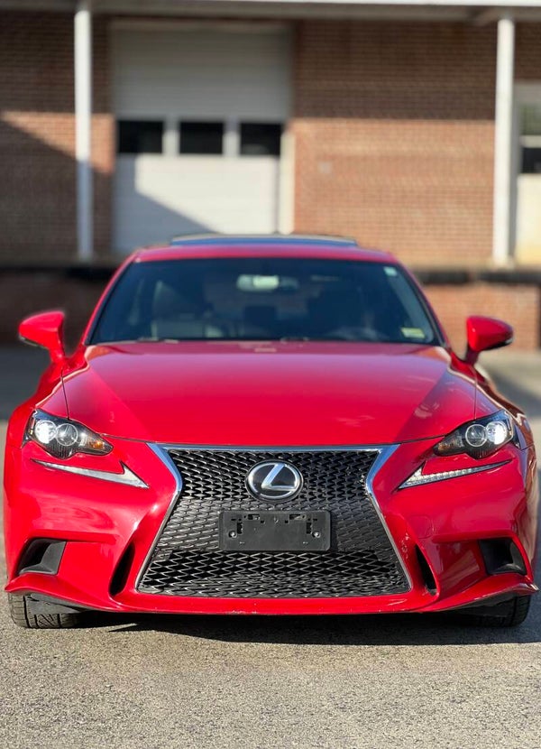 2016 Lexus IS300