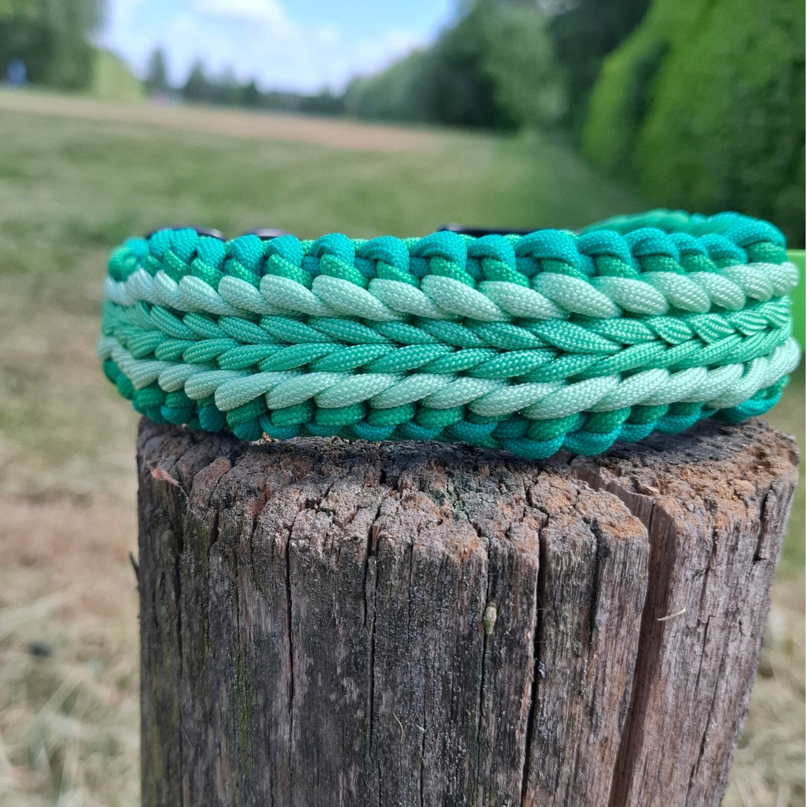 "luna's wide sanctified" halsband