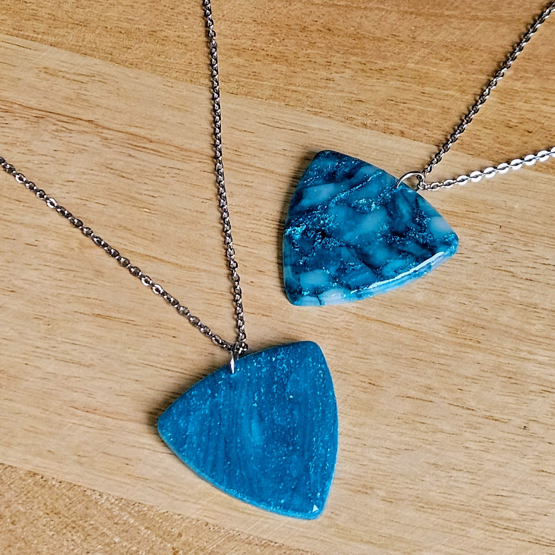 halsketting grote driehoek afgeronde hoeken (RVS) (PMK Paelokastritsa)