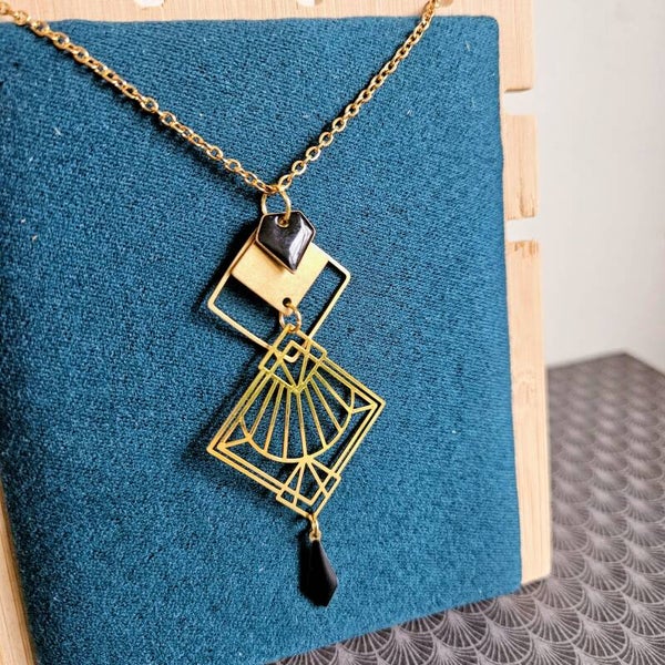 halsketting (RVS) art nouveau model 6 vierkanten  (emaille, goud) 45cm