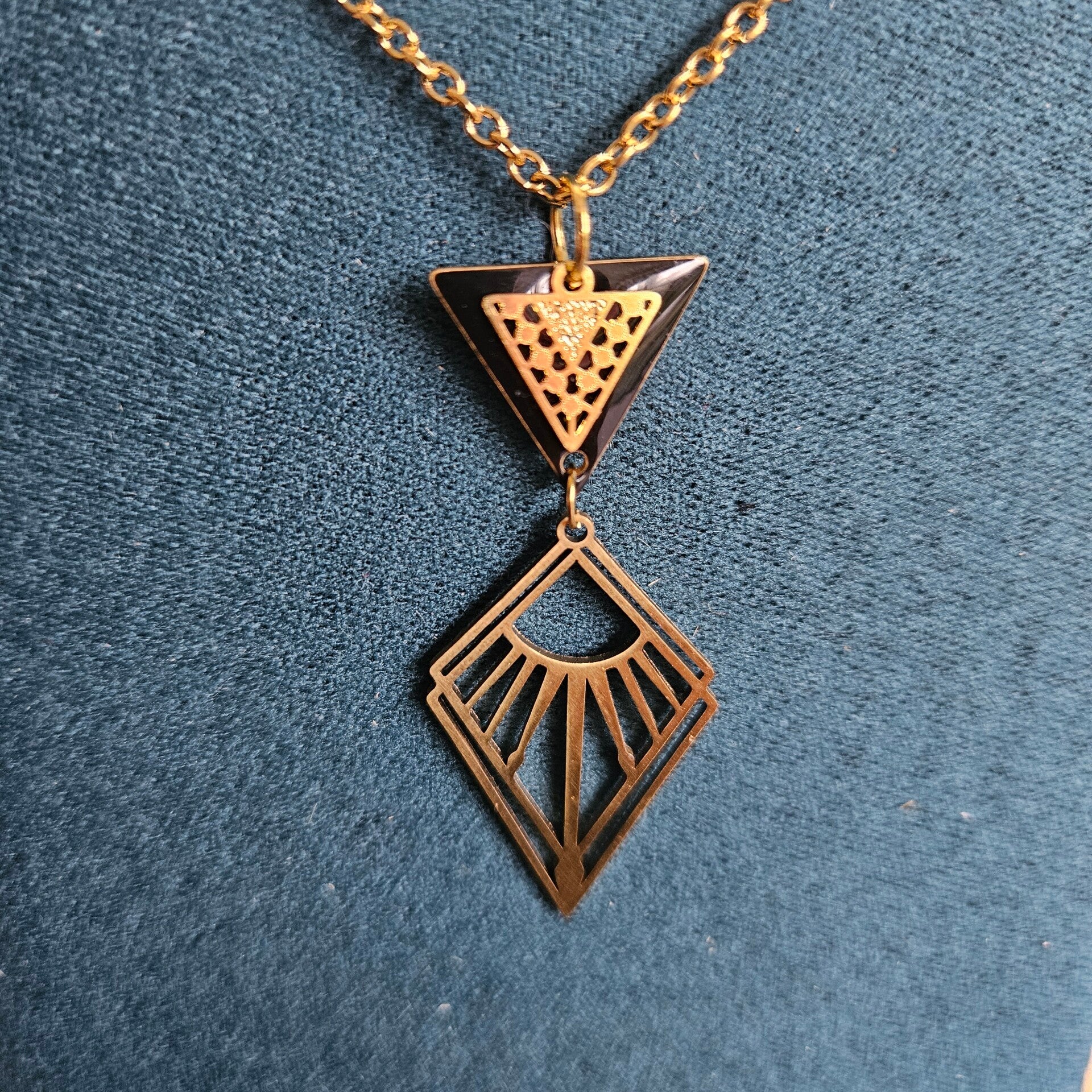 halsketting (RVS) art nouveau model 10  (emaille, goud) 45cm