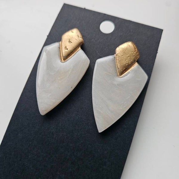 XL oorstuds art nouveau ruiten (PMK MALOJA-champagne sorbet) (goudkleurige RVS oorstekers)