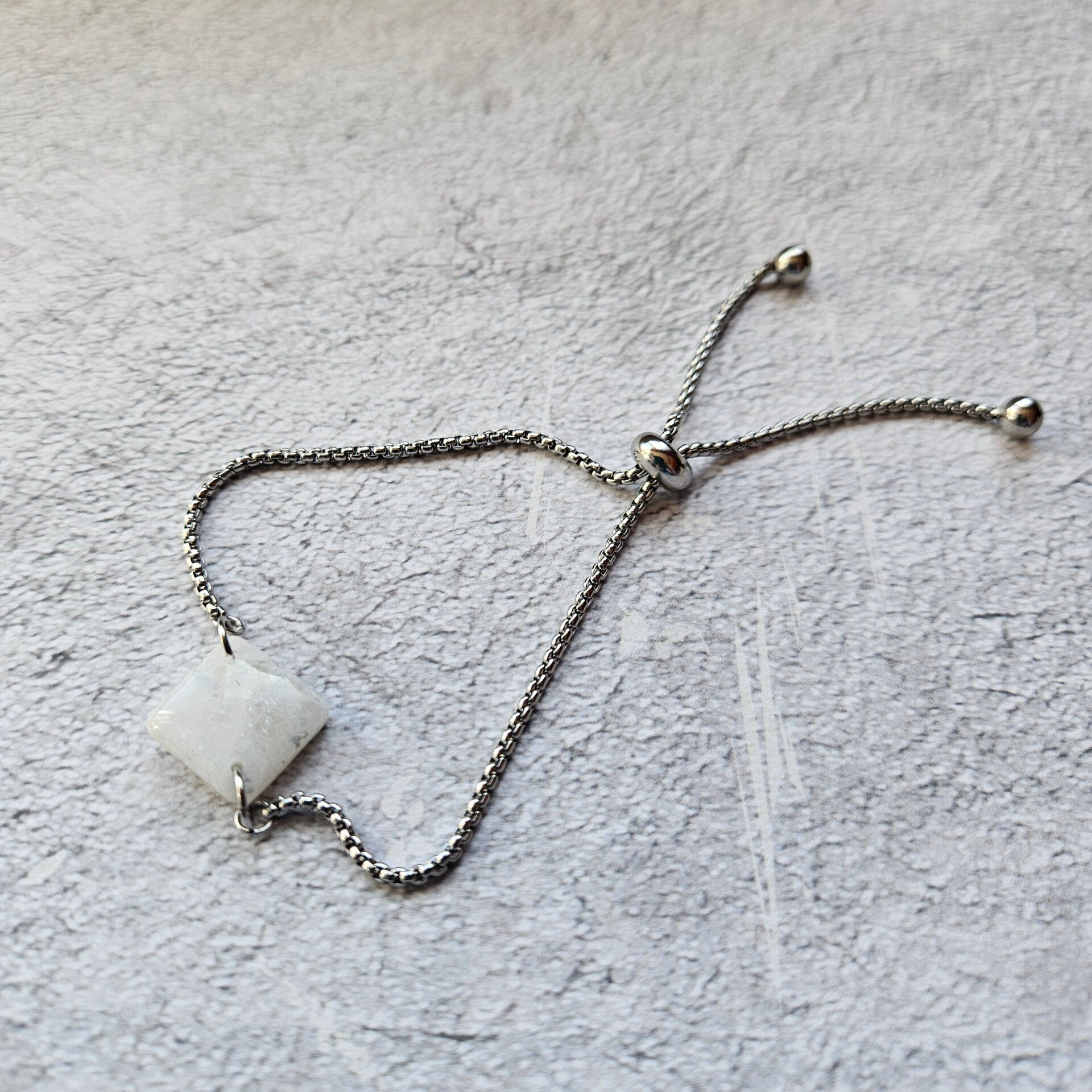 armband vierkant (PMK MALOJA-snow&silvermist) (zilverkleurig verstelbaar RVS armbandje)