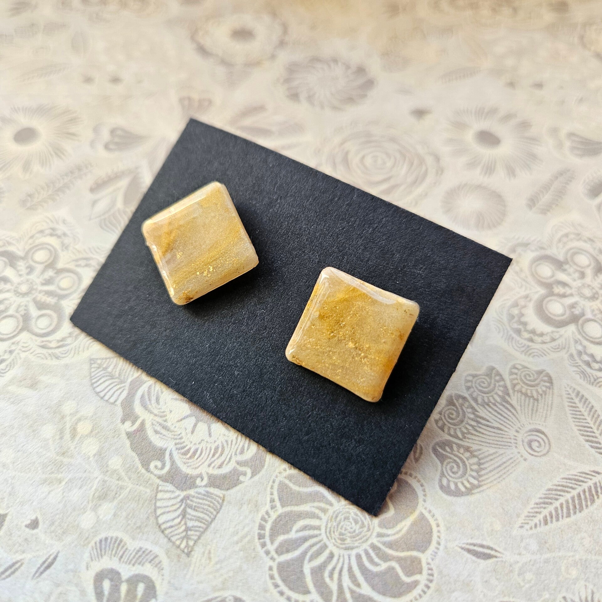 vierkante oorstuds L (PMK-Luxor-2) (goudkleurige RVS oorstekers)