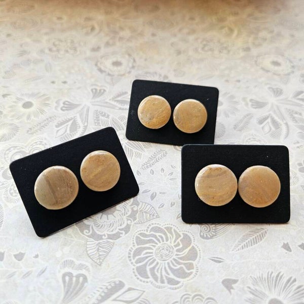 ronde oorstuds M (PMK Luxor-2) (goudkleurige RVS oorstekers)