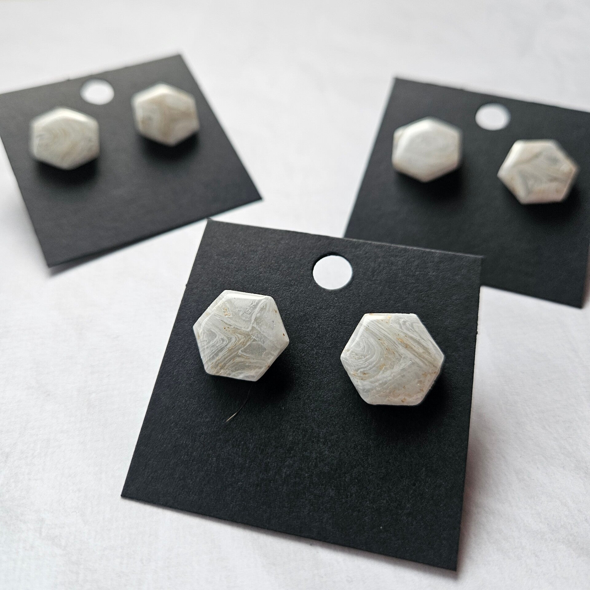 vierkante oorstuds L (PMK MALOJA-diamond dust) (zilverkleurige RVS oorstekers)