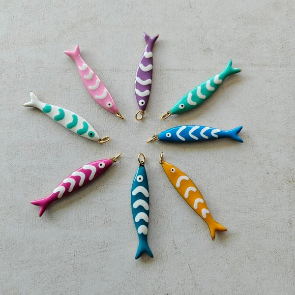 Mix&match emaillen bedel - L vis (sardientje met streepjes) RVS (goudkleurig) - per stuk