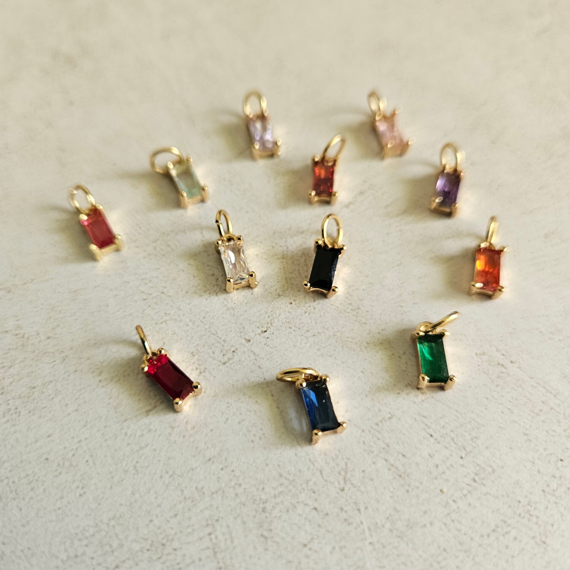 Mix&match hangertje met zirkoon rechthoekig blokje (per stuk) (goudkleurig)