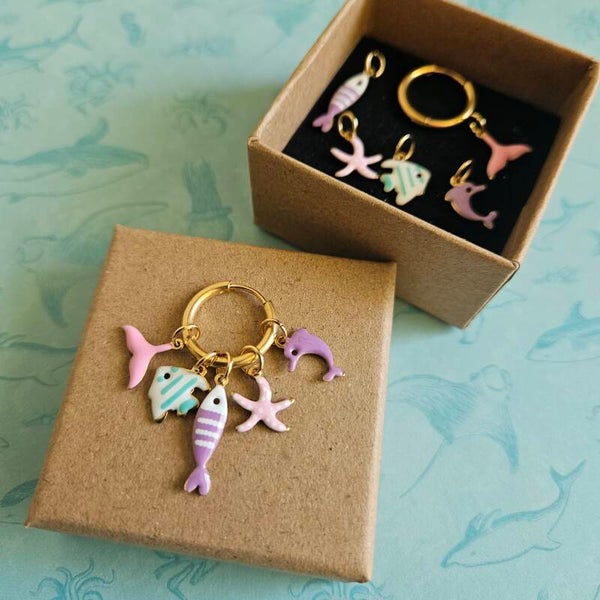 geschenkbox mix&match (C&J) - oorringen met 5 paar emaillen bedeltjes - SEA uitgebreide editie (pastel) (emaille-goud)