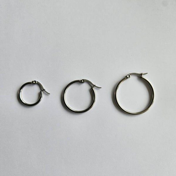 Mix&match ronde oorring (creool) 'Feline' (zilverkleurig hoogwaardig RVS) - per stuk