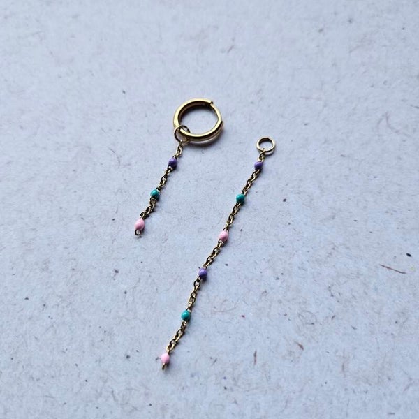 Mix&match bedel: sliertje RVS ketting met 3 of 6 emaillen minibolletjes multicolor pastel - goudkleurig (per stuk) (excl. oorringen)