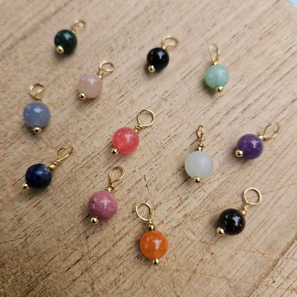 Mix&match hangertje edelsteen 1 bolletje van +/- 6mm goudkleurig - per stuk (excl. oorring)