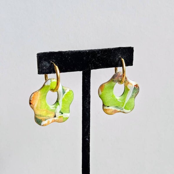 Clay&combo colette bedels: bloem hoogglans (PMK collectie catarata de sipia-2) - per paar (exclusief oorringen)