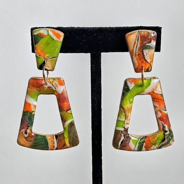 oorhangers trapezium donut L hoogglans met studs (RVS oorstekers)  (PMK collectie catarata de sipia-2)