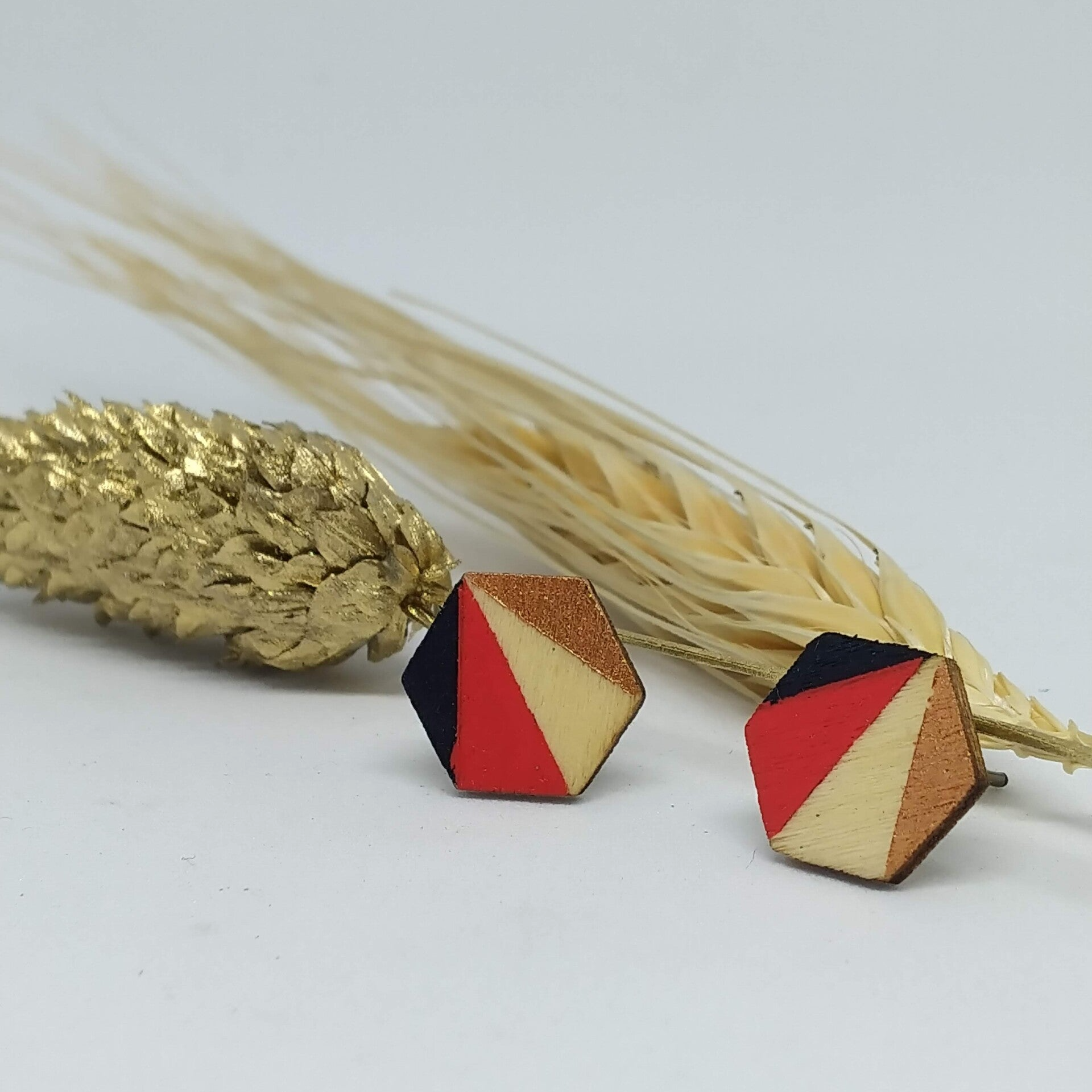 Houten oorstekers, hexagon (groot, dun) , model OG/A/HGDU-H (niet-gegraveerd)