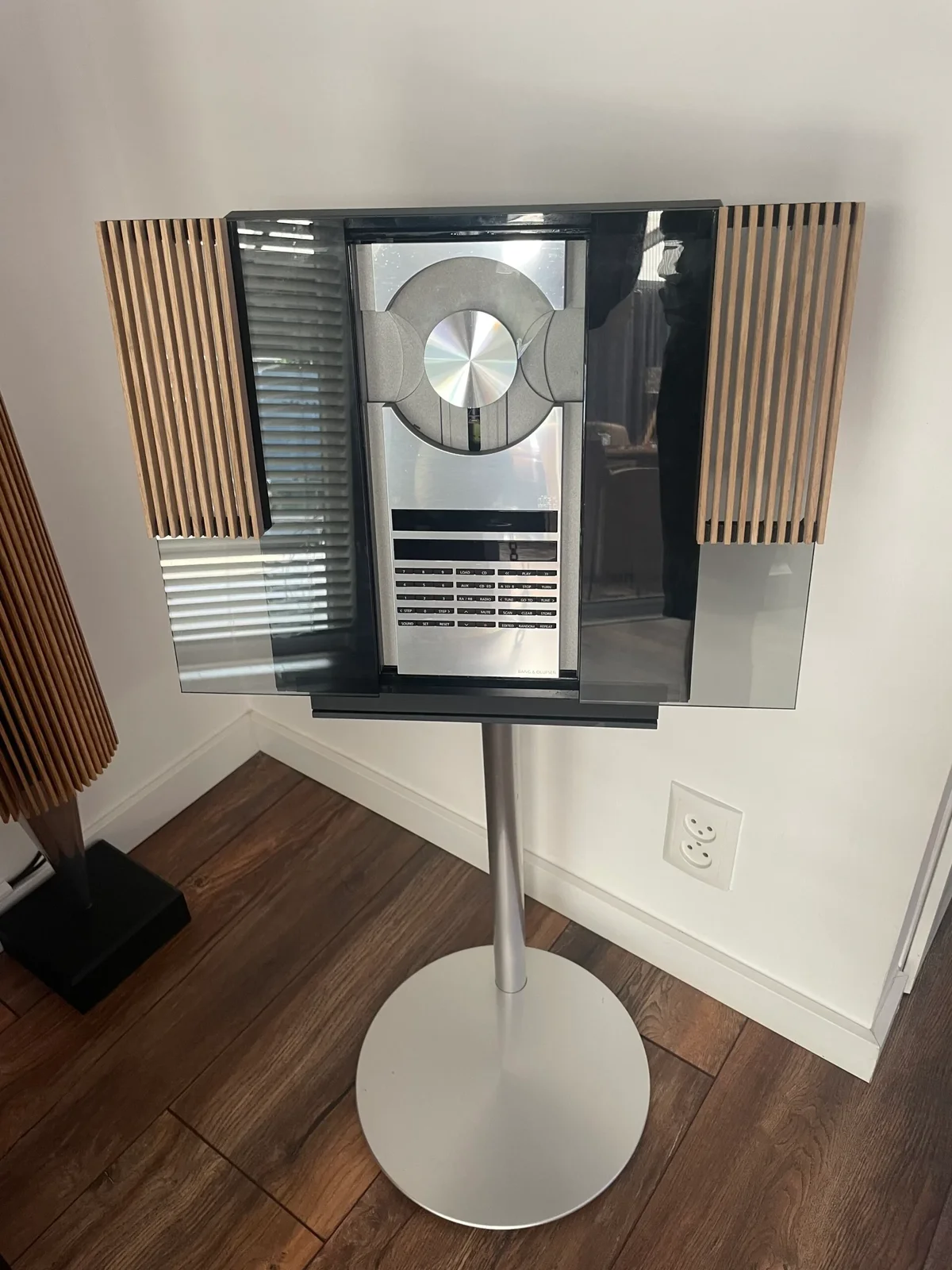 ラジオ・コンポ Beosound 3200+Beolab8000-Woodcover+ Beo4 img_4818-1.webp?enable-io=true