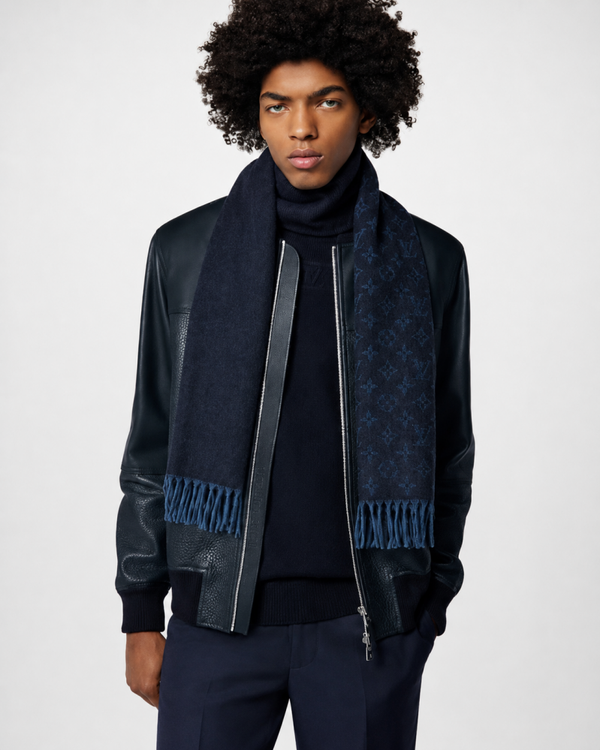 Louis Vuitton – Écharpe Monogram réversible en laine et cachemire