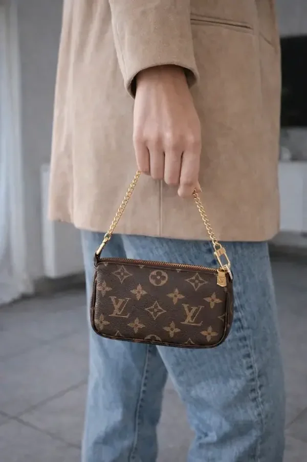 Pochette Louis Vuitton – Toile Monogram