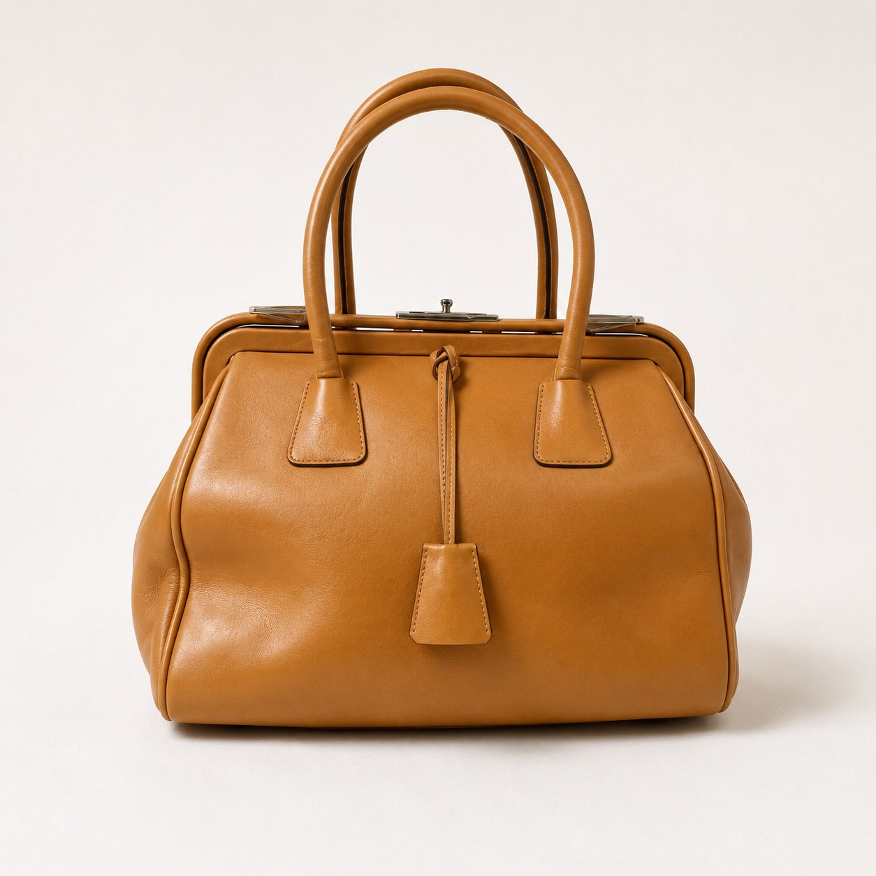 Sac à main Prada en cuir Madras
