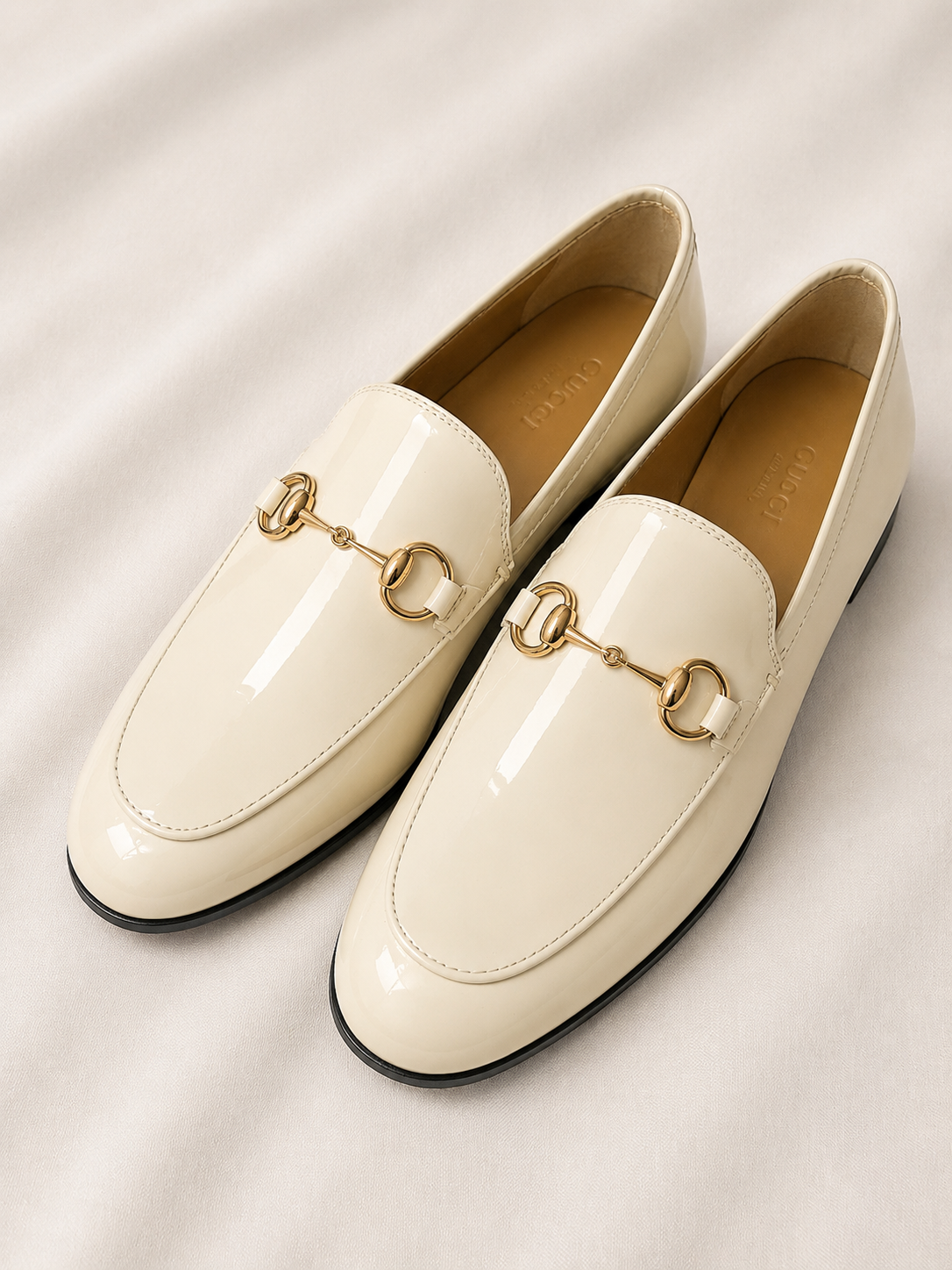 Mocassins Gucci vernis ivoire T - 36,5