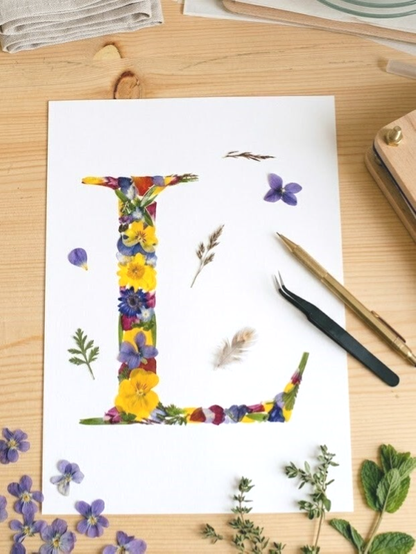 Lettre florale