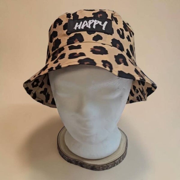 Bucket Hat Leo "Happy"