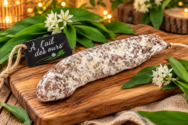 Saucisson à l'ail des Ours, environ 180g - Sans colorant, embossage naturel