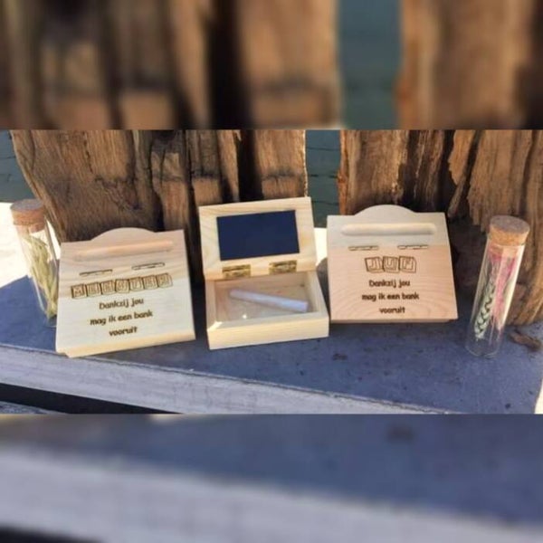 Lessenaar met krijtbord