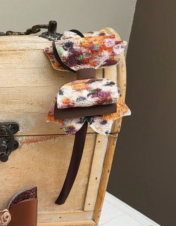 Diadeem brown glitter flower