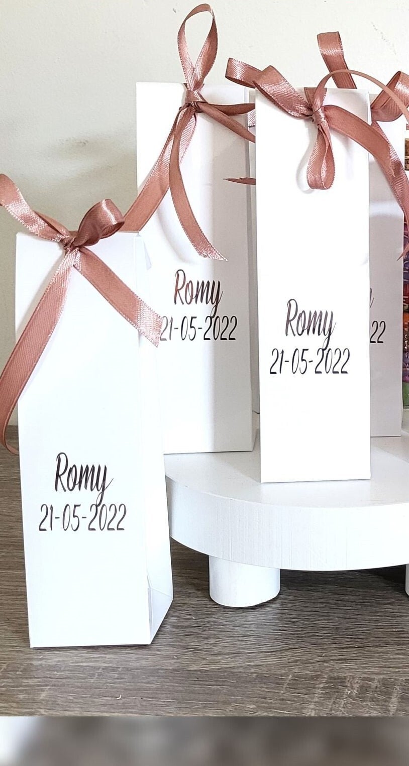 Kartonnen hoge doosje wit