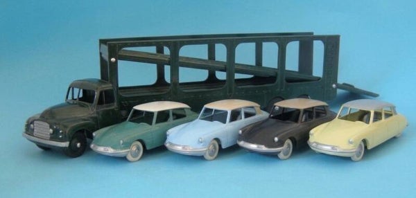 Coffret AutomicToys Citroen Type 55 T55  Porte auto avec 4 citroen Ds 19 verte, bleue, noire et jaune