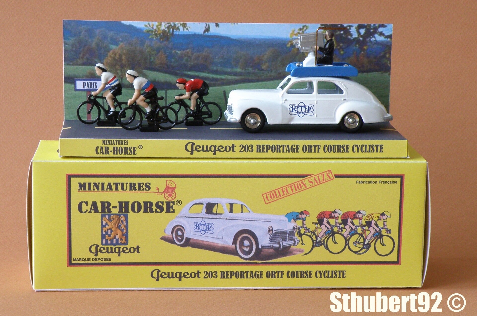 peugeot-203-ortf-avec-cycliste-standard.jpg