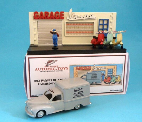 Coffret AutomicToys  Peugeot 203 livraison scooter Vespa