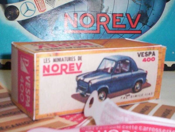 Reproduction boites Norev ancienne 1er série Vespa 400  1/43