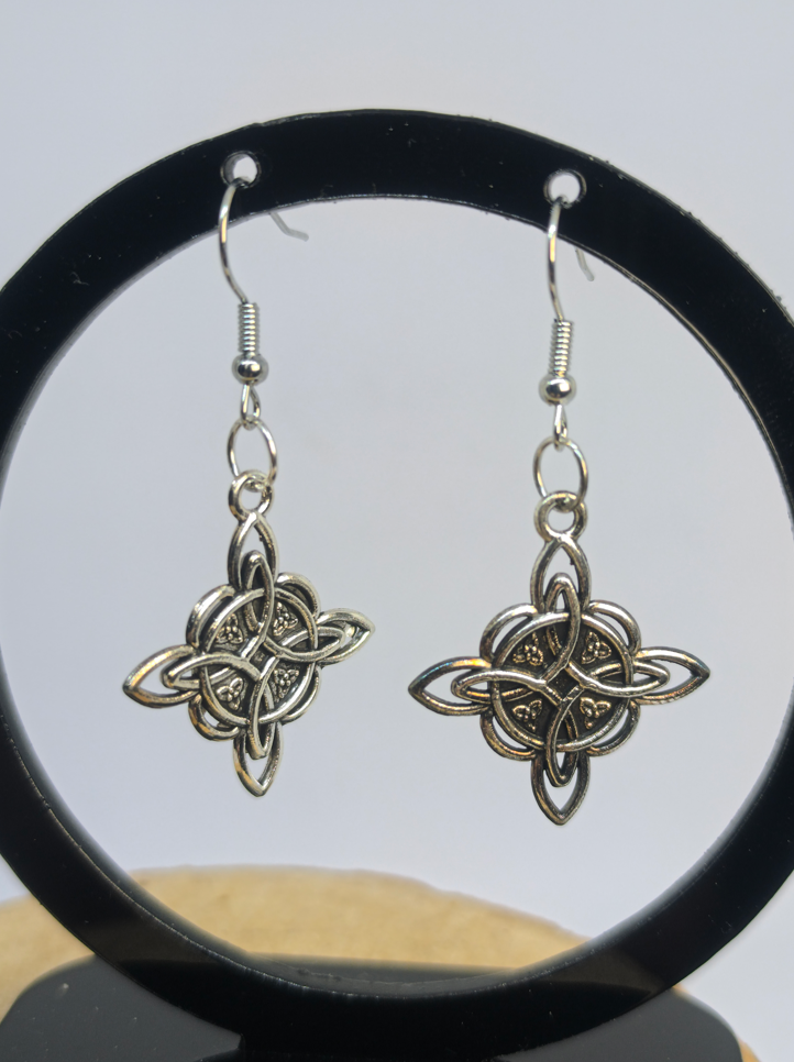 Boucles d'oreilles Nœud de Sorcière
