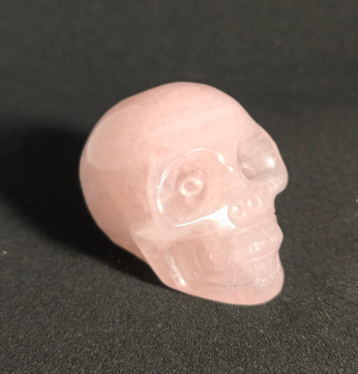 Crâne en Quartz Rose