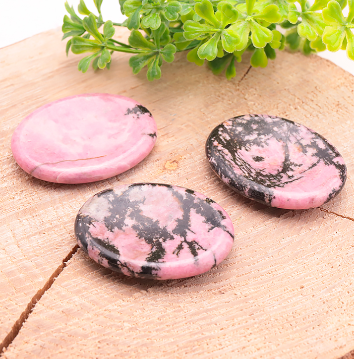 Pierre Pouce en Rhodonite