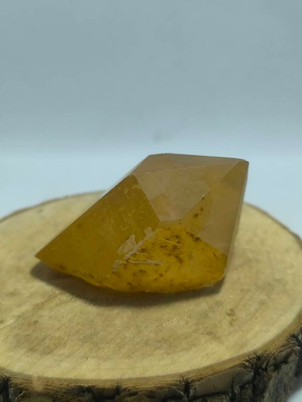 Quartz Mandarine (pointe brute)