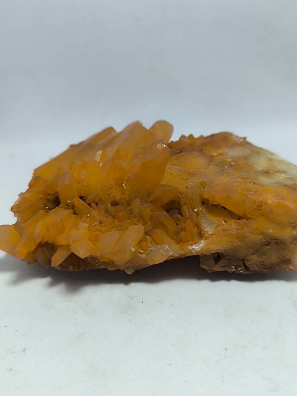 Druse de Quartz Mandarine