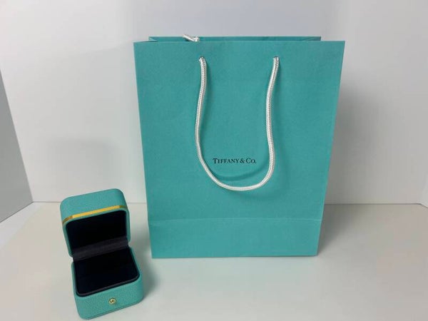 TIFFANY & CO.