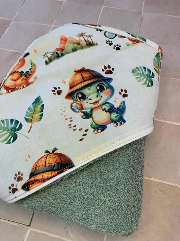 Cape de bain dinosaure 🦖