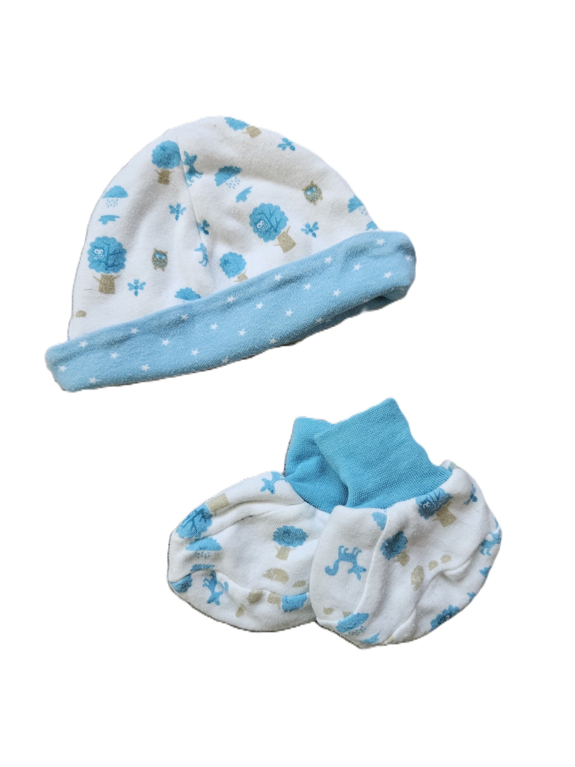 Hema Set van slofjes en een mutsje