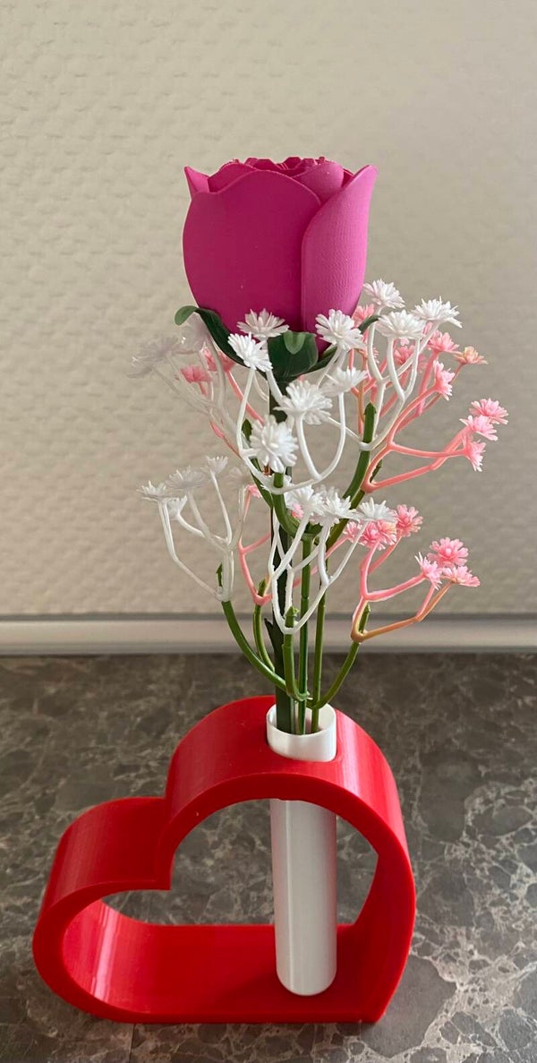 3D Hjerte vase med 3D rose