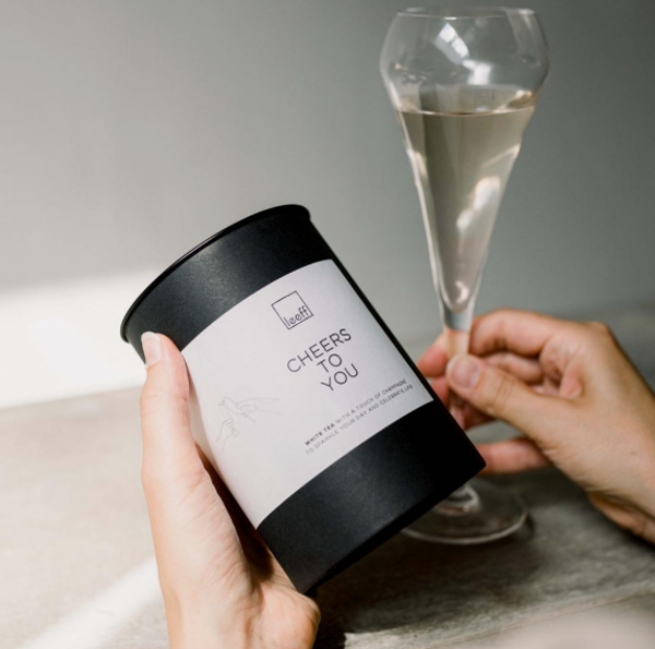 Thee met een boodschap - CHEERS TO YOU