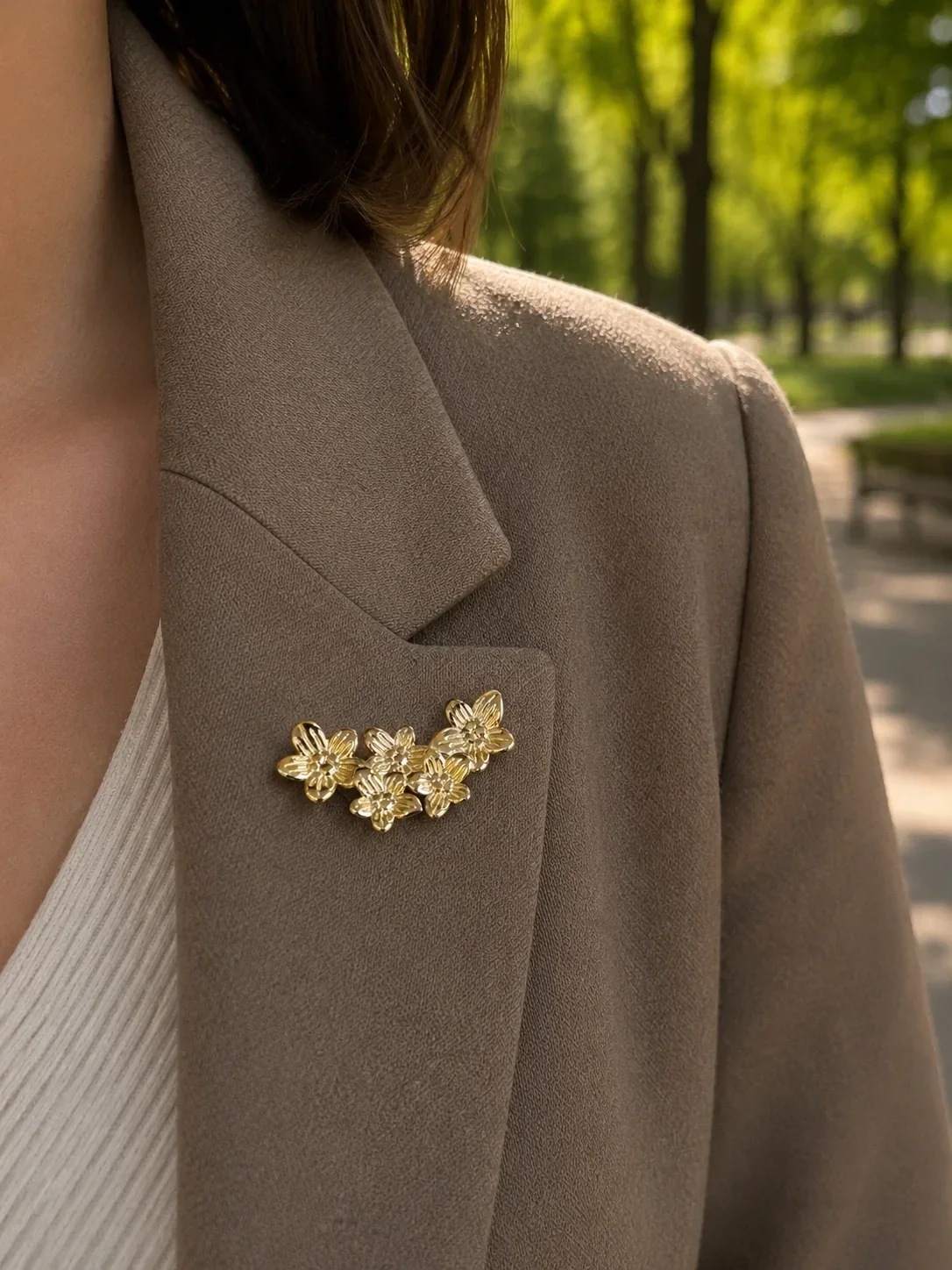 Broche en acier inoxydable - Bouquet cinq fleurs W167