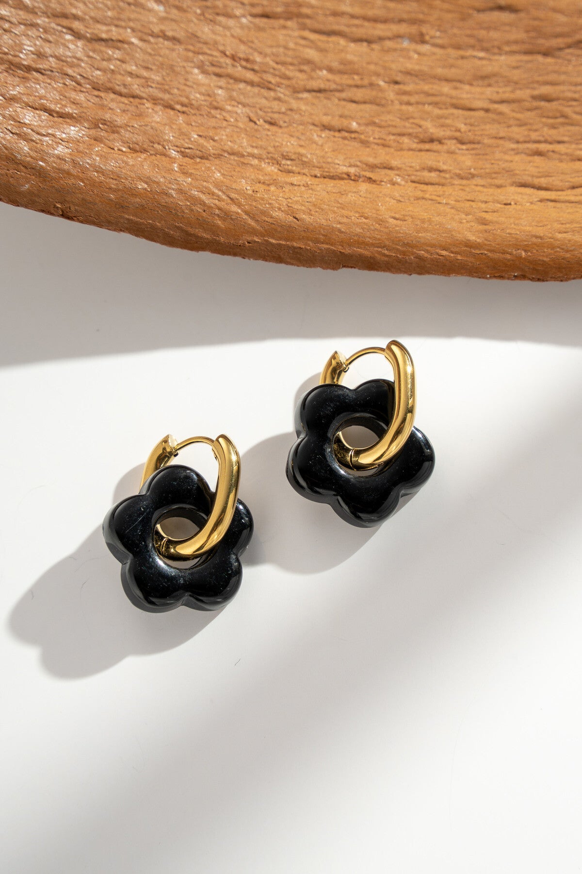 Boucles d'oreilles acier inoxydable et pampilles fleurs - Noires