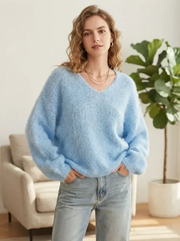 Pull moelleux col V - Bleu layette